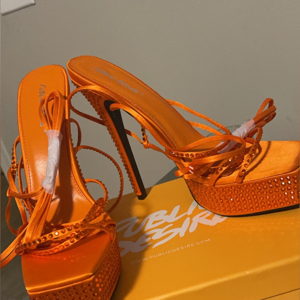 Party heels🤩